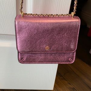 Super cute pink and gold Tory Burch crossbody